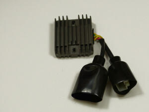 Regler / Gleichrichter für Honda CBR 1000 RR Fireblade SC57 2004-2005