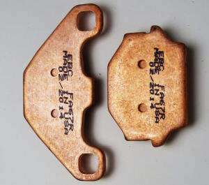 Sinter Bremsbeläge Aeon Cobra 220/320/350/400/420 hinten