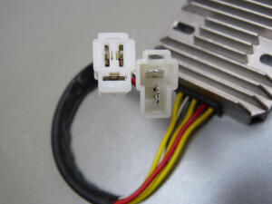 Regler Suzuki DR 650 RU RSU RS RU Dakar R Dakar Spannungsregler Laderegler Bj.1990-1991