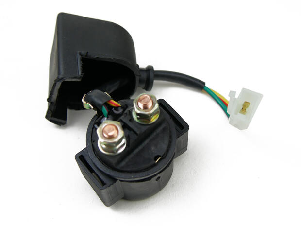 Magnetschalter für Kymco KXR, MXU 150, 250, 300 Anlasser Relais / Starterrelais