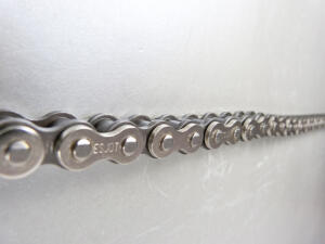 Kette 428 x 134 1/2x5/16 doppelt verstärkt silber