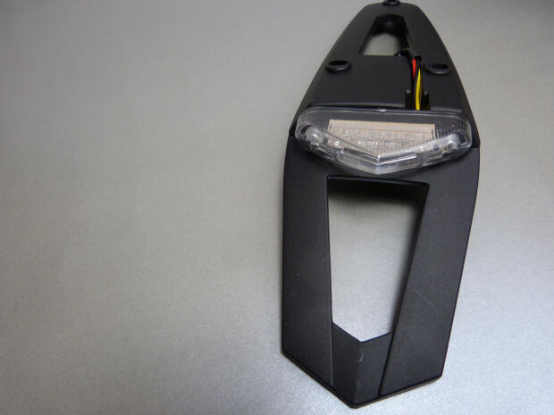 UFO Kt04039-001 License Plate Holder Silver