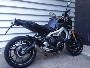Auspuff Yamaha MT09 im GP carbon Style