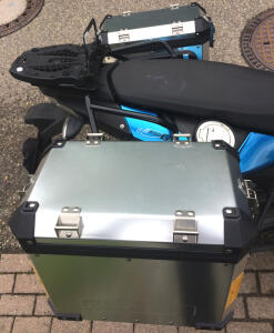 Koffer Alu für BMW F 800 GS TWIN F 700 GS TWIN F 650 GS TWIN ab 2001 Edelstahlträger 38+45 Liter Set B-Ware