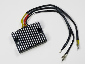 Regulator / Rectifier typ ESR515 for Ducati