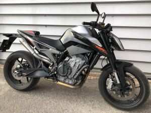 Auspuff für KTM Duke 790 GP Style