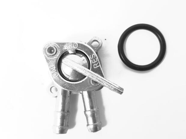 Universal Benzinhahn Roller Mofa Moped Quad für 6mm Benzin Schlauch