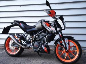 Auspuff für KTM Duke 125 GP Style
