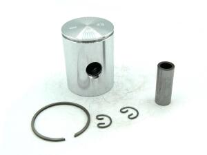 Pistons for 50cc different tolerances