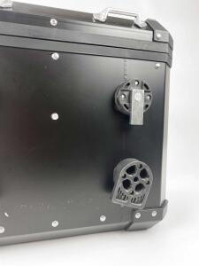 Koffer Tourenkoffer Seitenkoffer Aluminium 38Liter schwarz vormontiert B-Ware