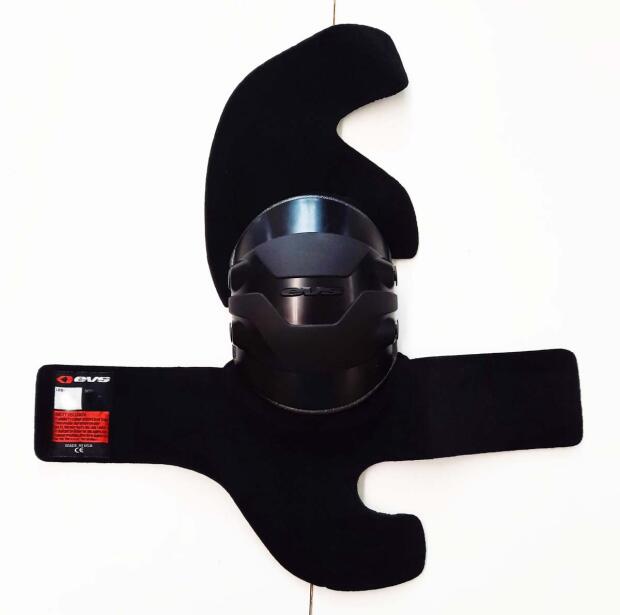 EVS KW-XR Patella-Cup rechts für WEB Knieorthese Größe XL