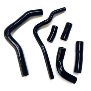 Kühlerschlauch für Yamaha YZF-R1 1000 in schwarz 04-06