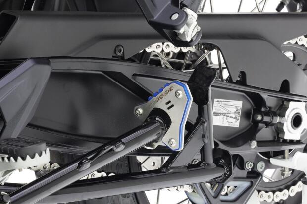 Seitenständer-Basisverlängerung für KTM 890 Adventure Edelstahl gebürstet/Blau