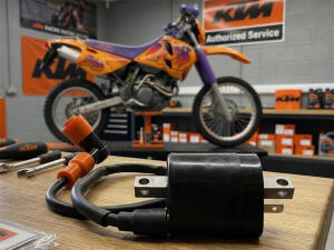 Ignitation coil for KTM 125 LC2 includes spark plug...