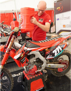 Schnelltankkanister 20-Liter ProOctane mit Mischflasche & Füllschlauch