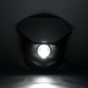 Universal LED Scheinwerfer mit Maske Komplettset