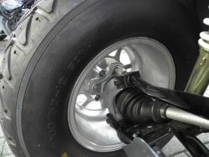 LTZ400 wheel spacer with street homologation front